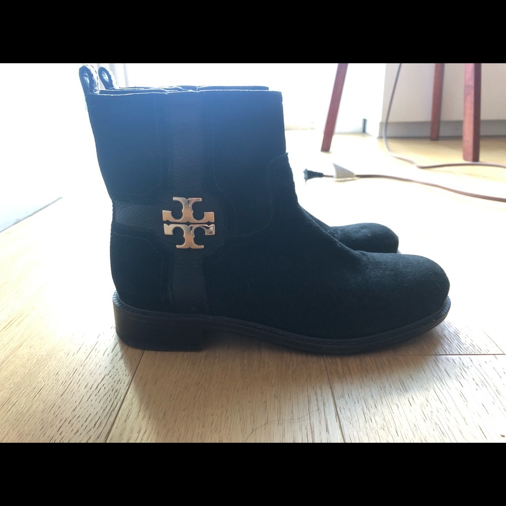 Almost brand new Tory Burch ankle boots